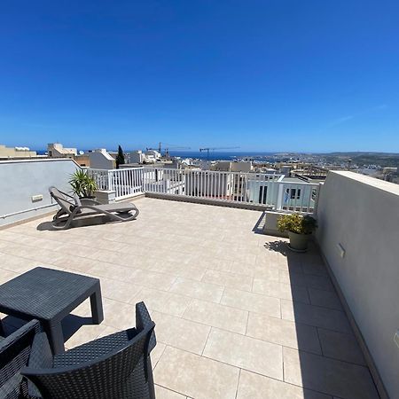 Sunshine Apartments Mellieha - Modern Two Bedroom Penthouse With Terrace Екстериор снимка