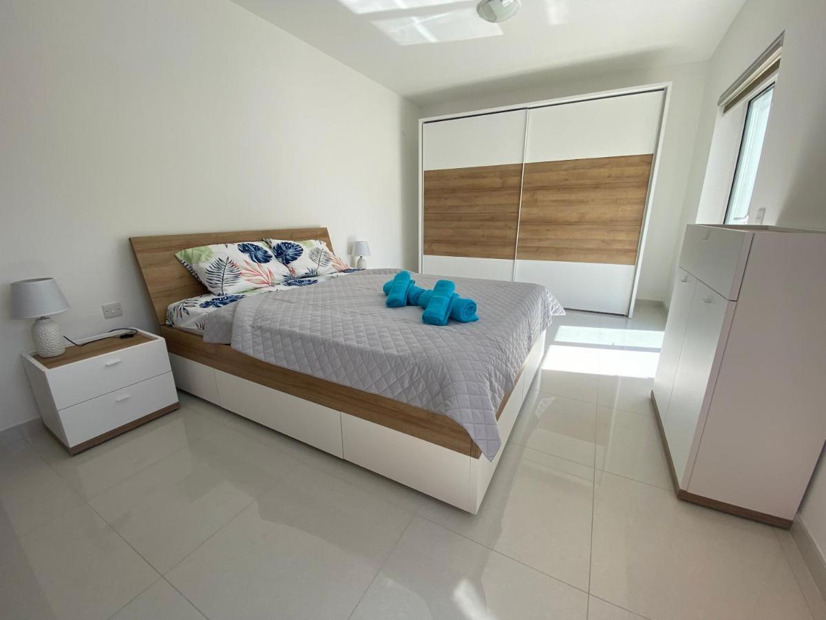 Sunshine Apartments Mellieha - Modern Two Bedroom Penthouse With Terrace Екстериор снимка